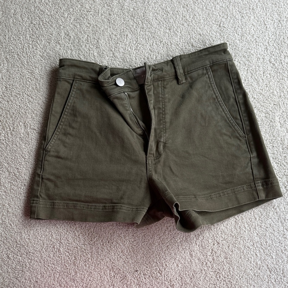 Everlane Olive Women's Cargo Shorts